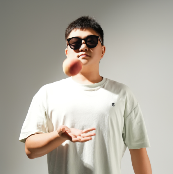 张明及